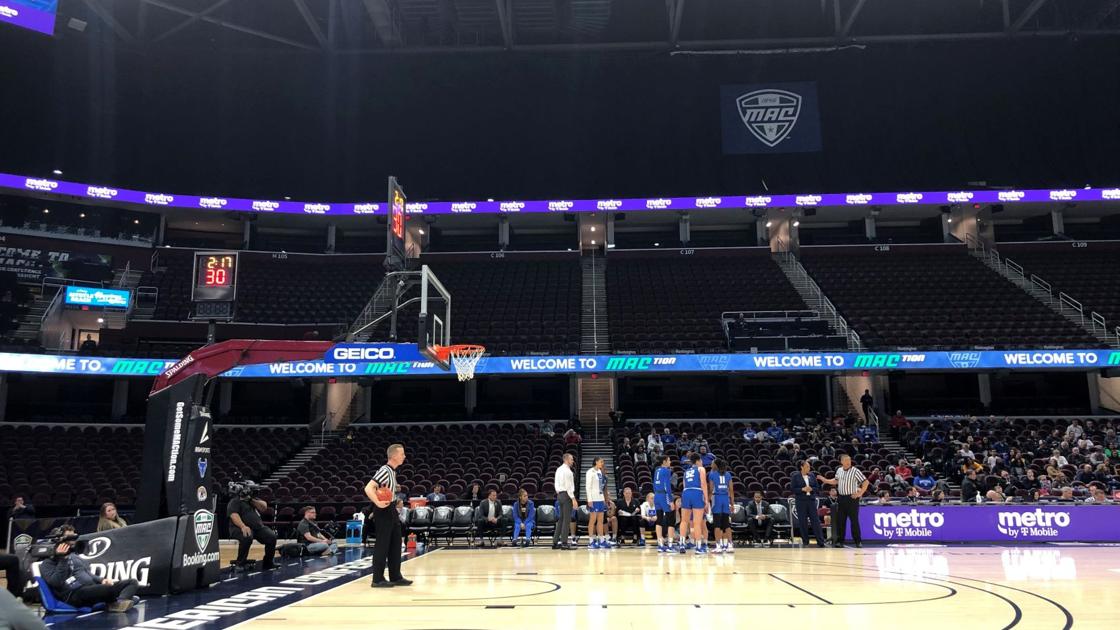 In An Empty Arena Ub Women S Basketball Is Silenced By Kent State