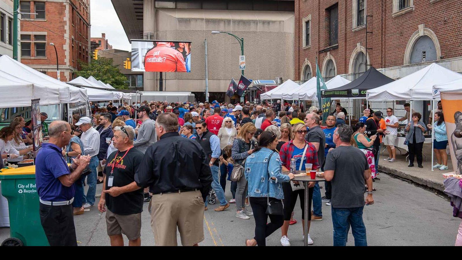 31 Club Finnerty S Please The People At Meatball Street Brawl Iv Dining Buffalonews Com
