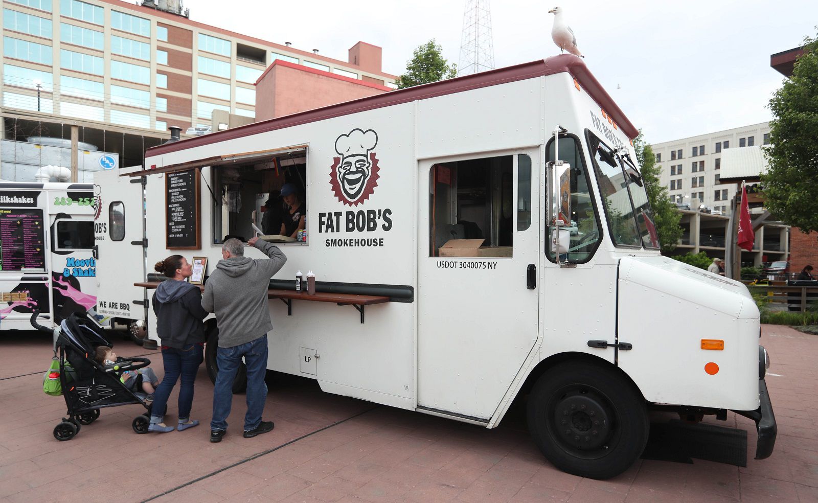 Food Truck Guide Fat Bob s