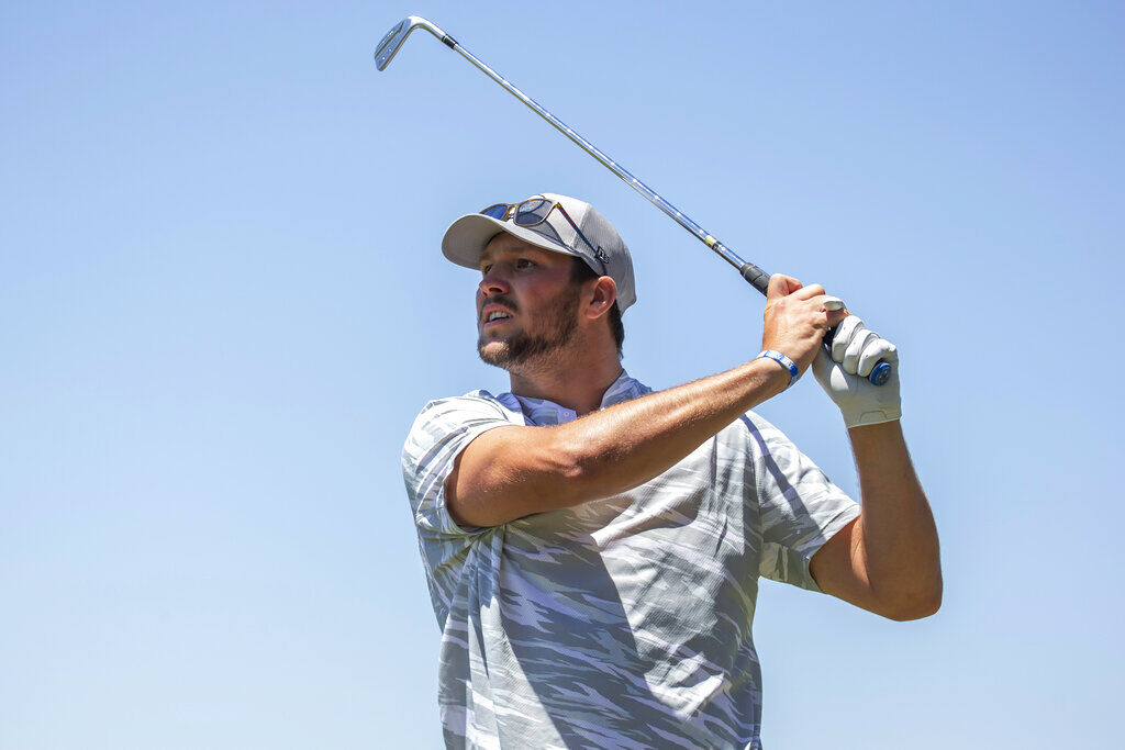 Kyle Williams and Josh Allen connect on the course