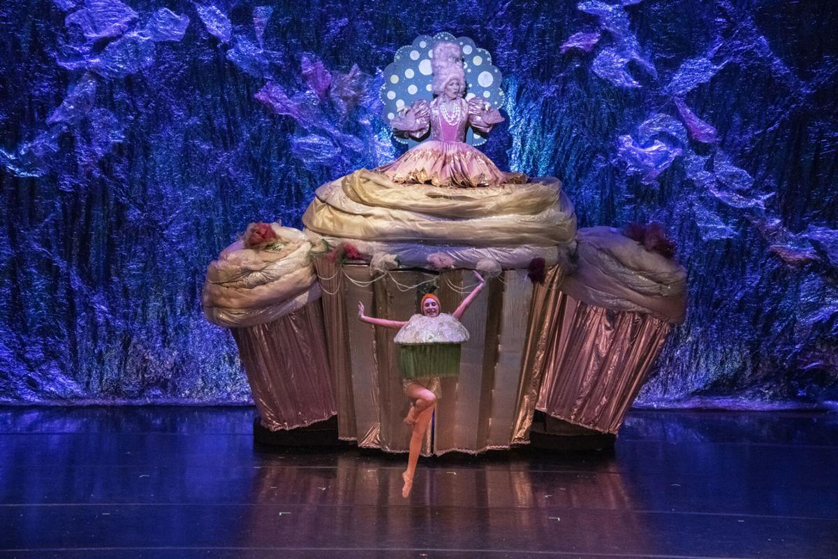 Nutcracker Neglia Ballet