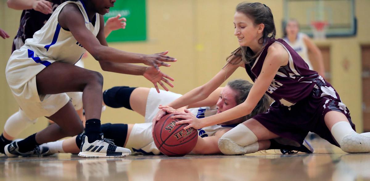 Monsignor Martin Girls Basketball Finals Sacred Heart Wins Class A Christian Central Wins Class B High School Buffalonews Com