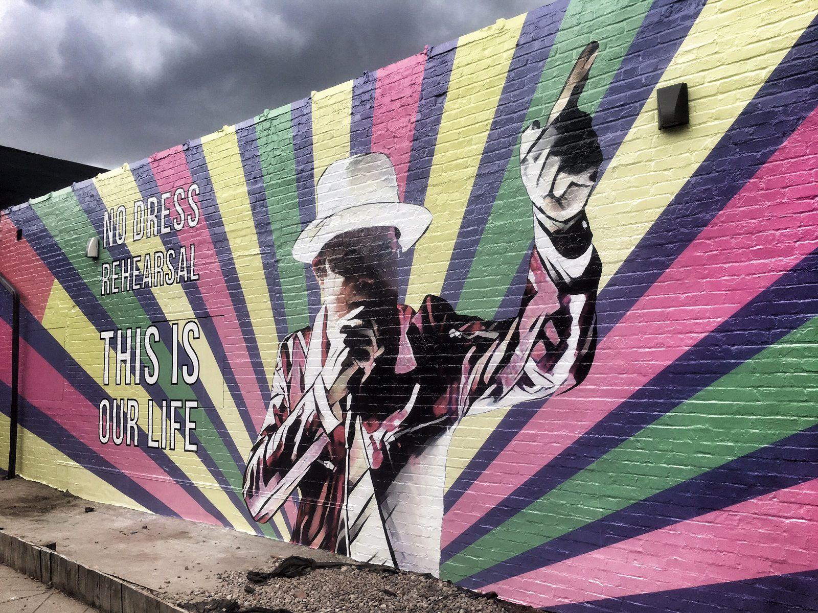 Hertel Avenue Mural Features Gord Downie Of Tragically Hip Local News Buffalonews Com