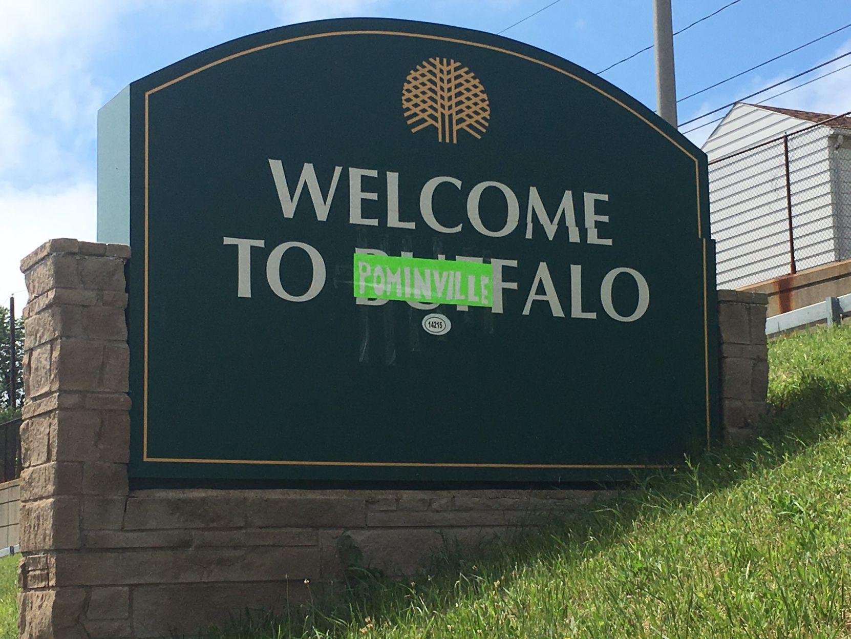 Buffalo says welcome (back) to Pominville | Buffalo Sabres News buffalonews.com