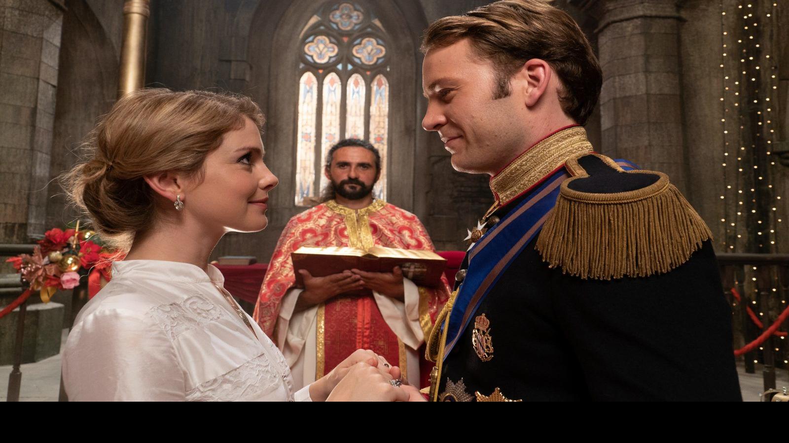 A Guide To Holiday Programming On Tv Netflix Entertainment Buffalonews Com