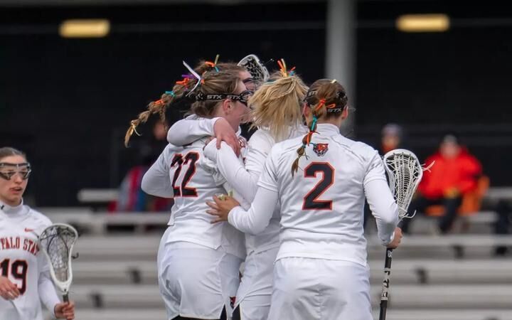 SUNYAC CHAMPIONSHIP FIRST ROUND PREVIEW - #6 BUFFALO STATE BENGALS VS. #3 NEW PALTZ HAWKS