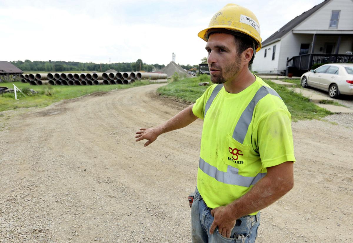 wanted-7-000-construction-workers-for-intel-chip-plants