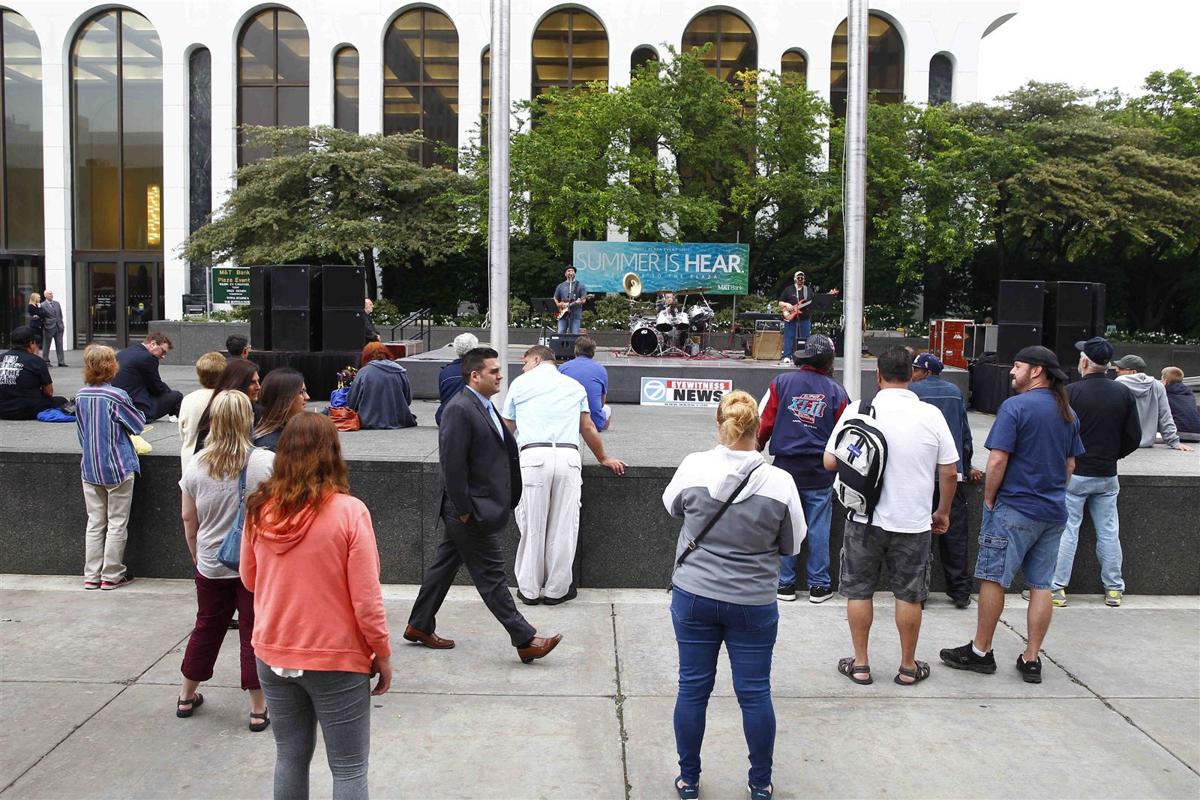 M&T Bank to host four lunchtime plaza concerts
