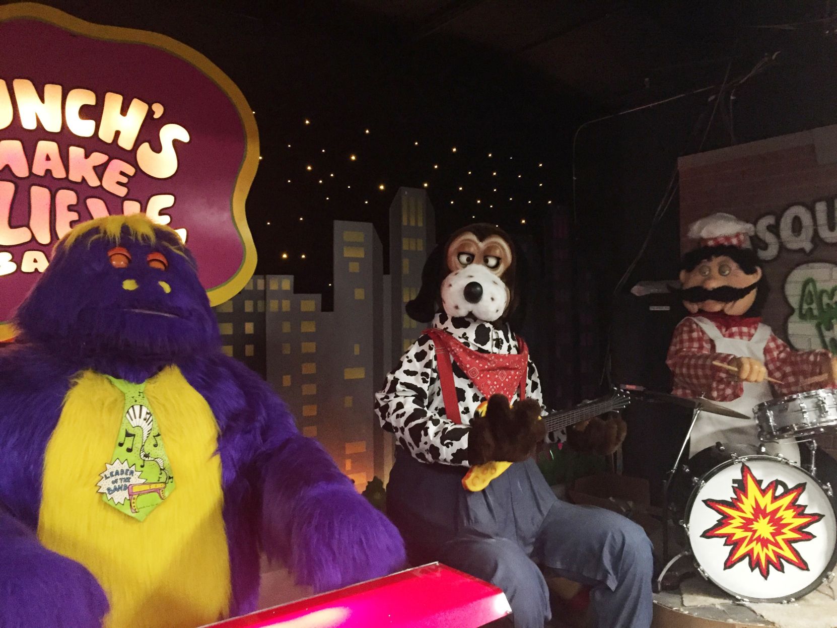 Chuck E. Cheese's Beginning To Retire Animatronic Bands