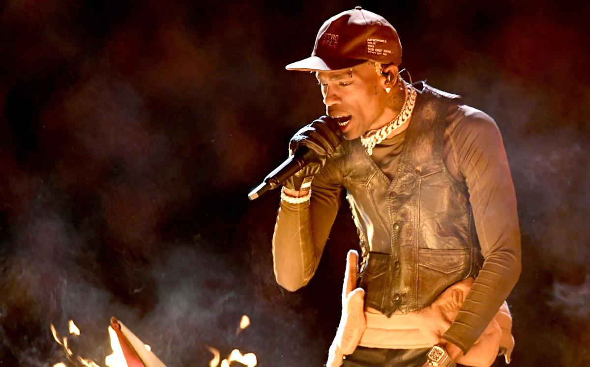 Travis Scott Brings Amusement Park Themed Psychedelic Trap Party To Keybank Center Entertainment Buffalonews Com