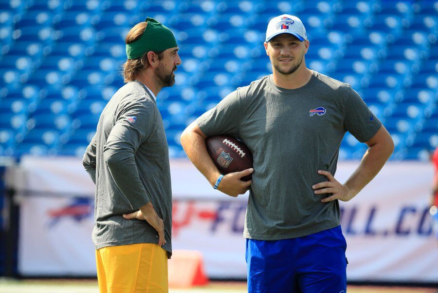 Josh Allen And Buffalo Bills Quarterbacks Take Batting Practice With The  Toronto Blue Jays! 