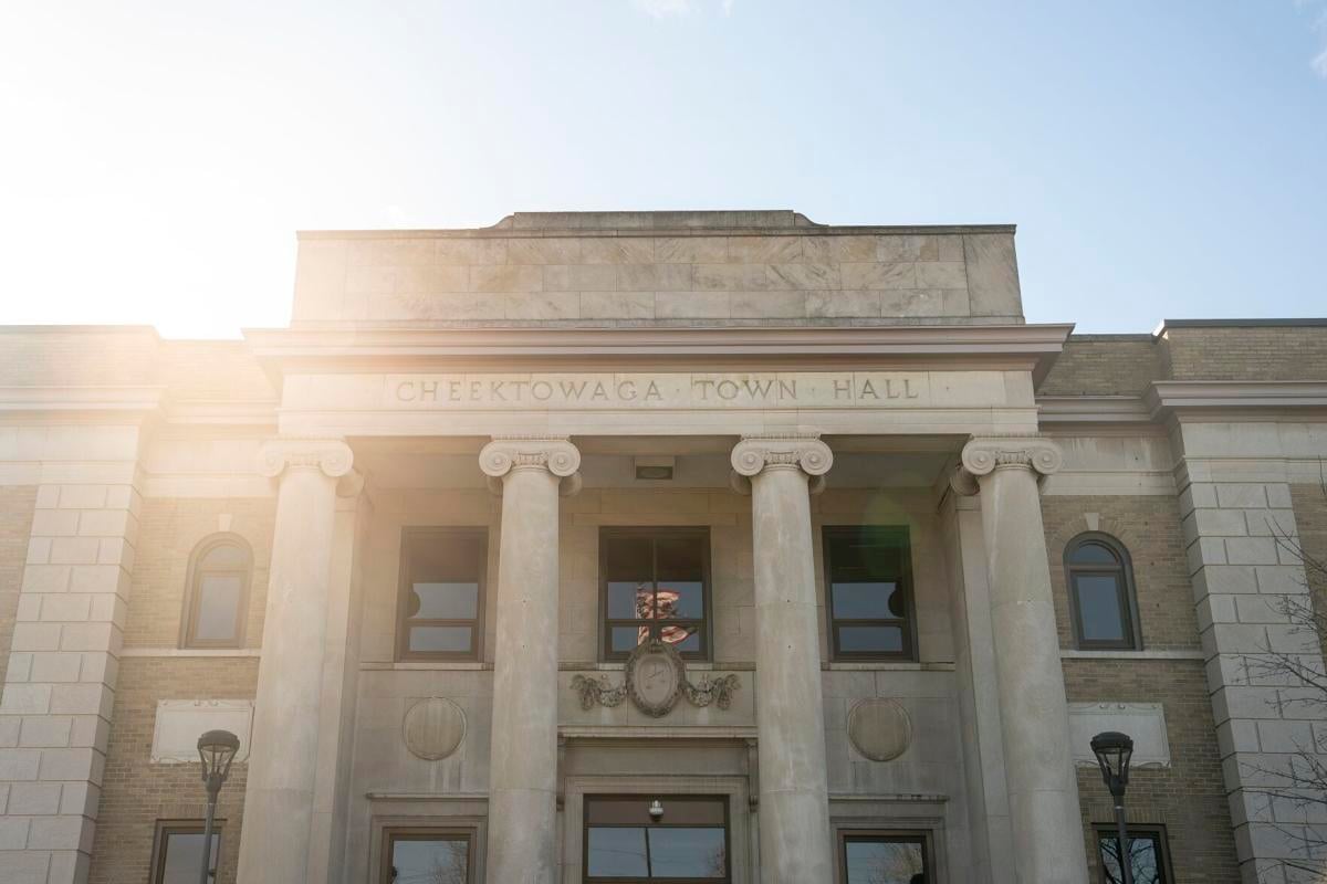Cheektowaga referendum on election wards faces pushback