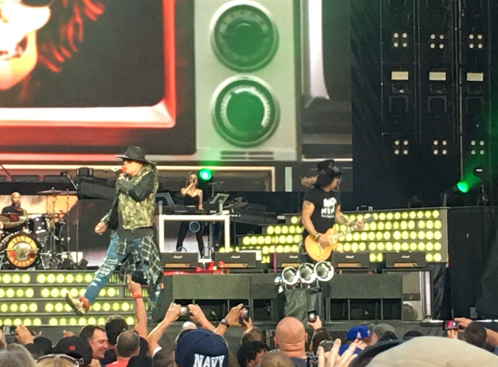 Guns n roses deals new era field