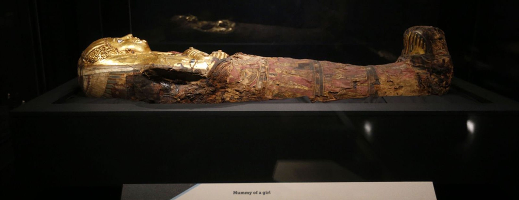 egyptian mummy gold