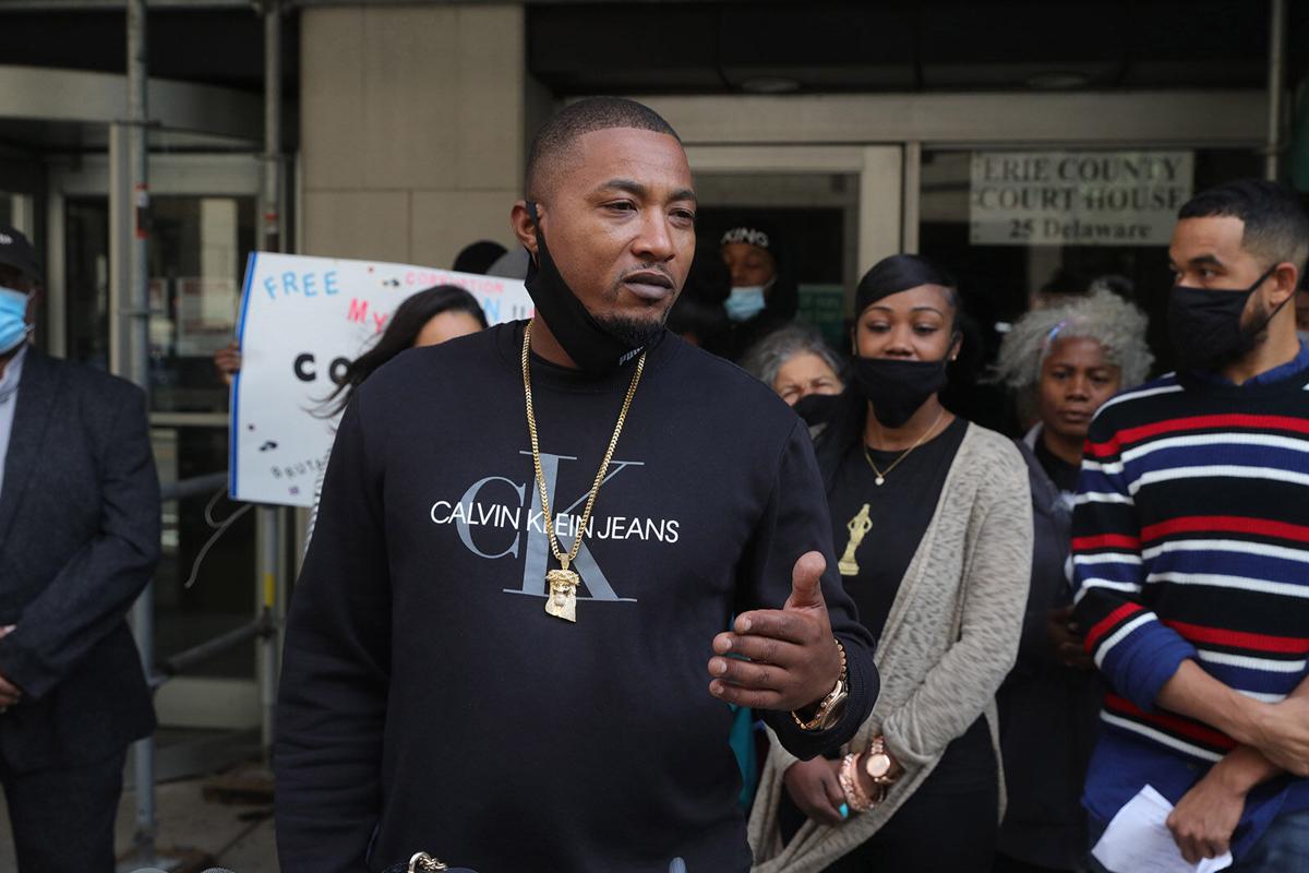 Da Police Didn T Commit Crime Arresting Man On Bogus Cocaine Charge Crime News Buffalonews Com It's course……… —— reported in greek news june 4, 2020. da police didn t commit crime