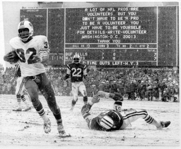 Today in Pro Football History: 1973: Simpson Reaches 1000 Yards as
