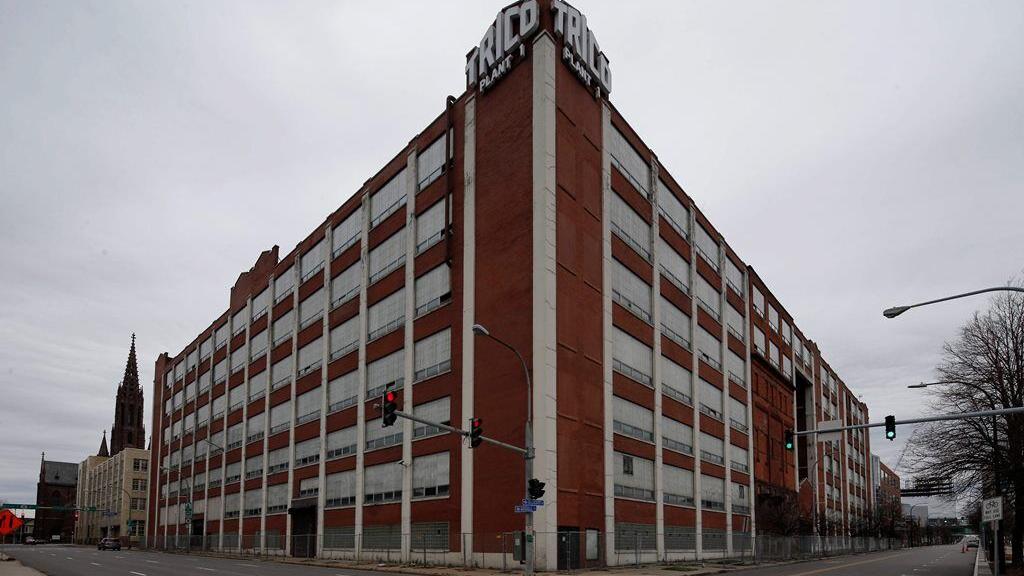 Buffalo Schools End Deal To Put Second Emerson In Trico Building Local News Buffalonews Com