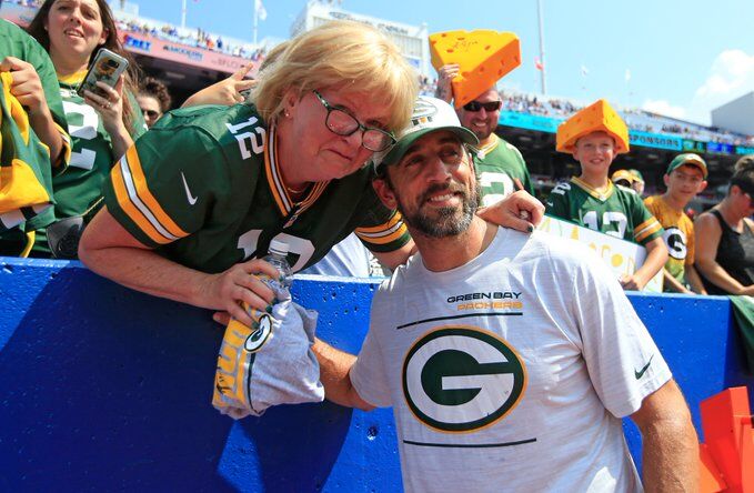 Packers welcoming additional fans to Saturday's game