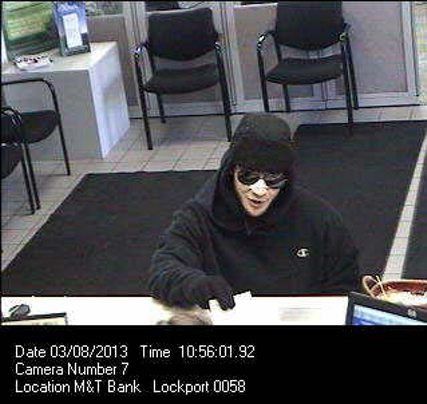 Falls man charged with Friday's Lockport bank robbery