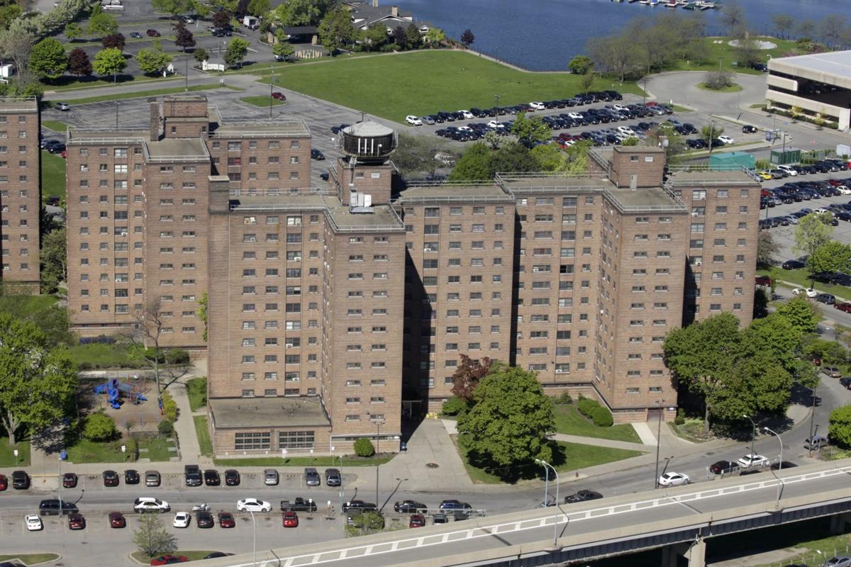 Marine Drive Apartments In Trouble On The Waterfront Local News Buffalonews Com