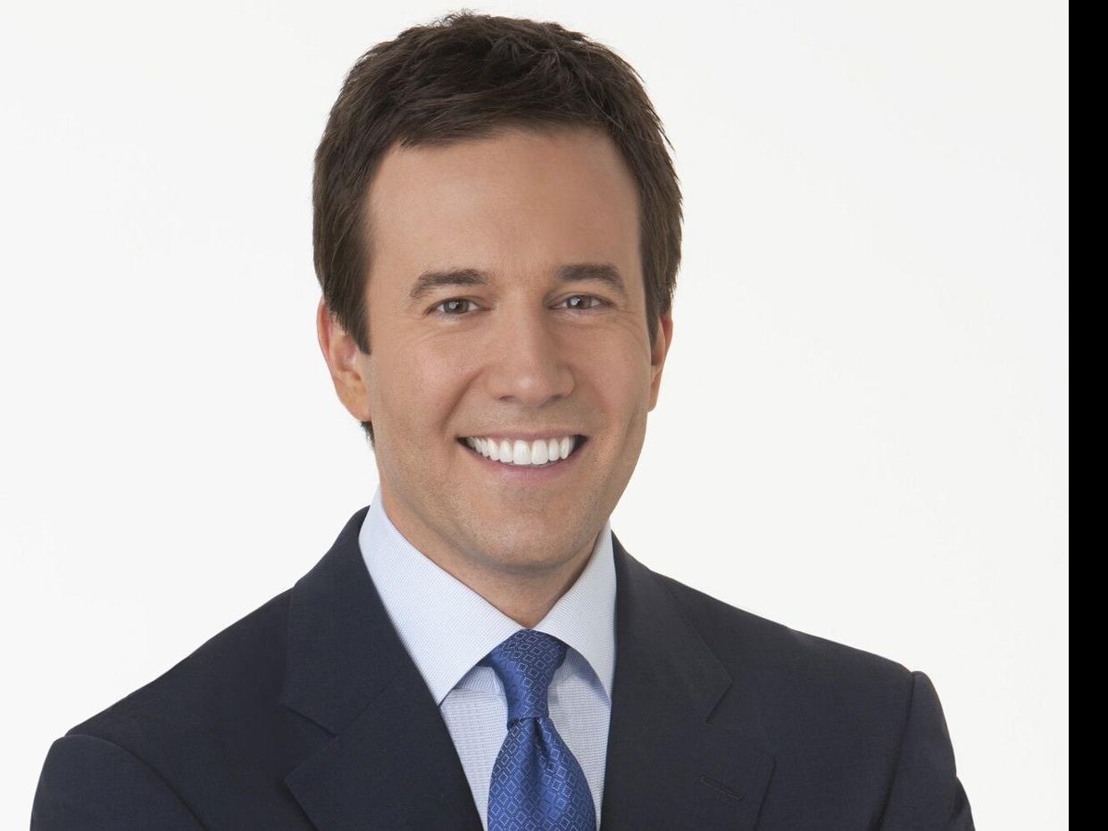 watch-jeff-glor-ends-cbs-evening-news-with-let-s-go-buffalo