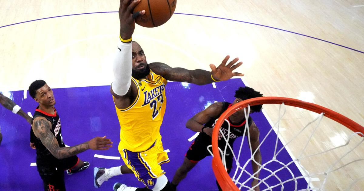 BASKETBALL-NBA/JAMES