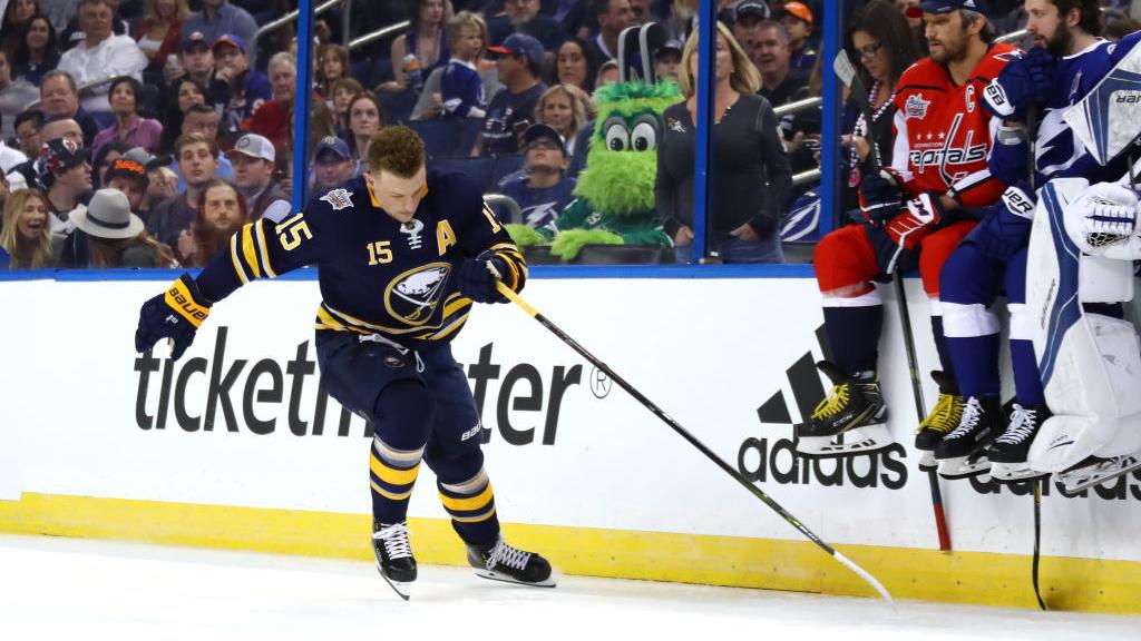 Jack Eichel In Fastest Skater Contest Jeff Skinner In Puck Control Event At All Star Skills Challenge Buffalo Sabres News Buffalonews Com