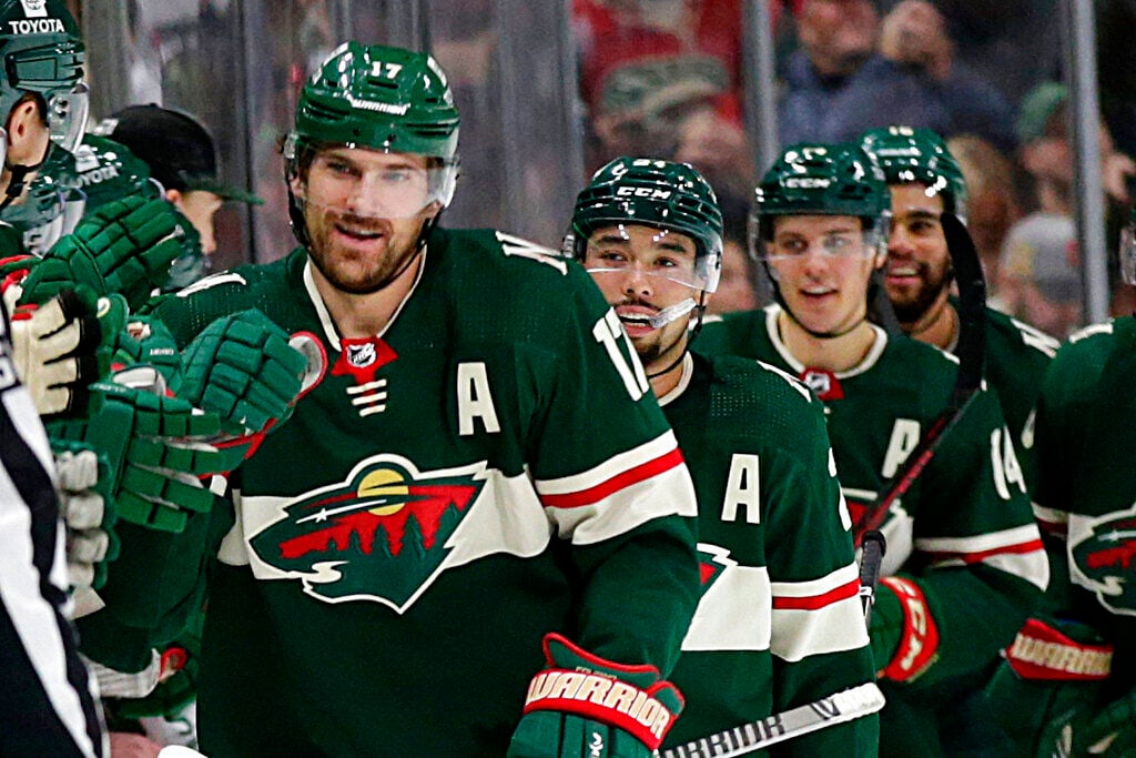 Marcus Foligno Out Week-to-Week After Hot Start for Minnesota Wild