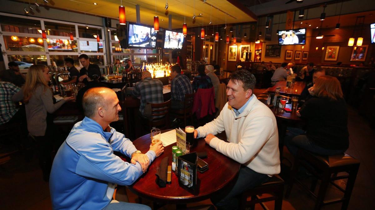 Gordon Biersch Makes The Bar The Center Of The Action Dining Buffalonews Com