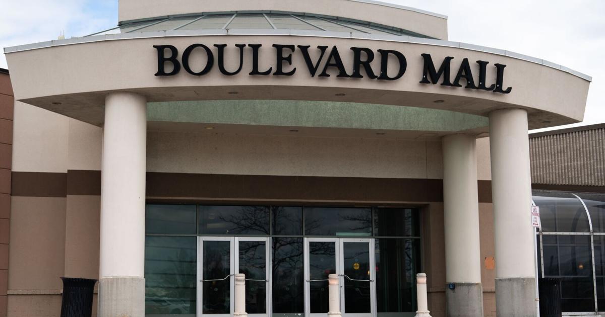 Image for article Douglas Jemal changes course on Boulevard Mall site