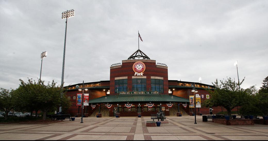 A Match Made in New Jersey: Bisons to play as Trenton Thunder –  SportsLogos.Net News