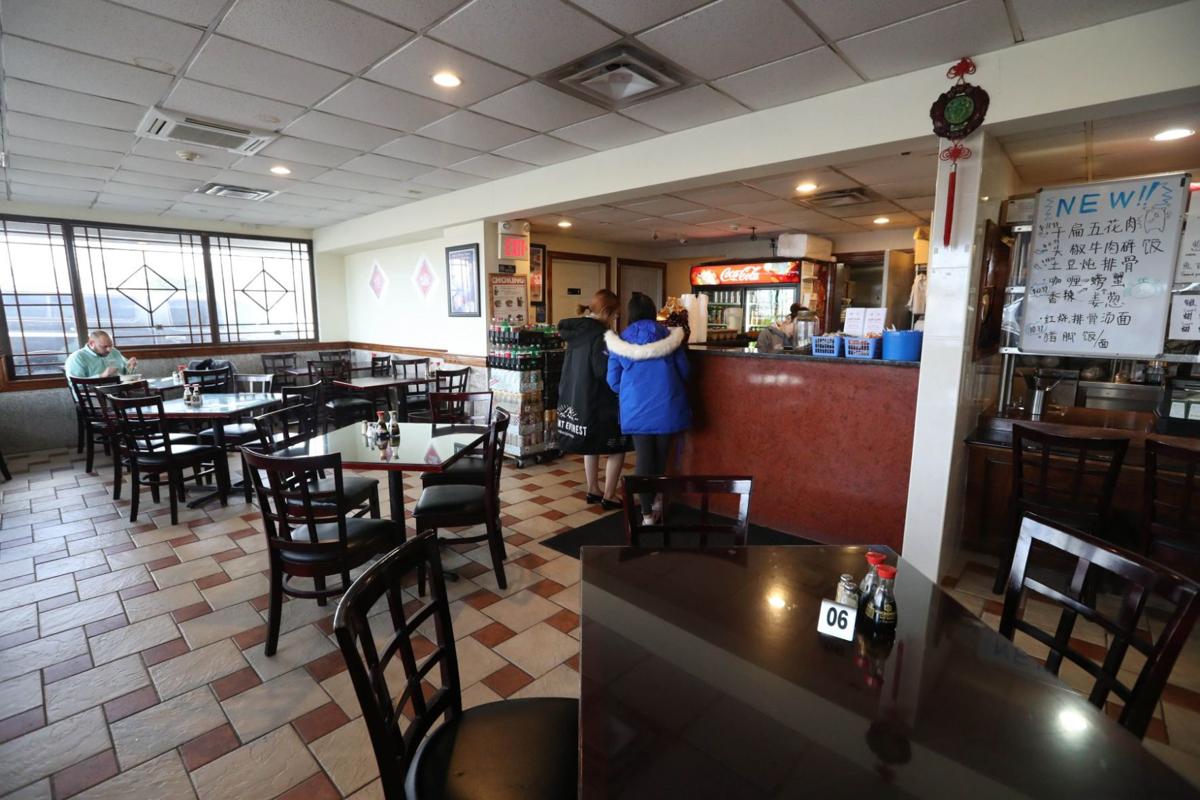At Gin Gin Chinese Favorites Amid A Blizzard Of Choices Dining Buffalonews Com