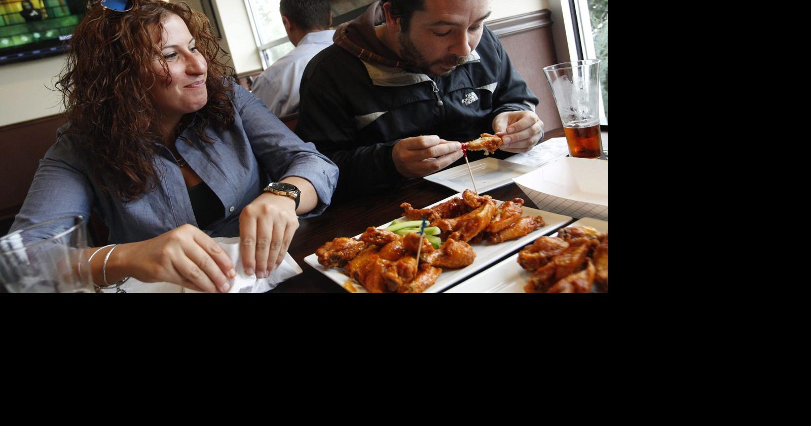 Happy hour Anchor Bar Williamsville