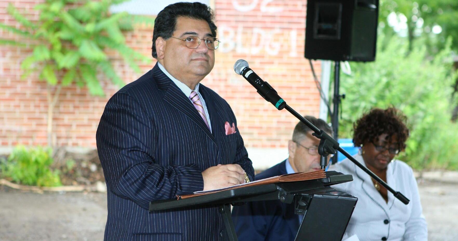 Accused of federal aid, man withdraws from Buffalo projects - Vimarsana News