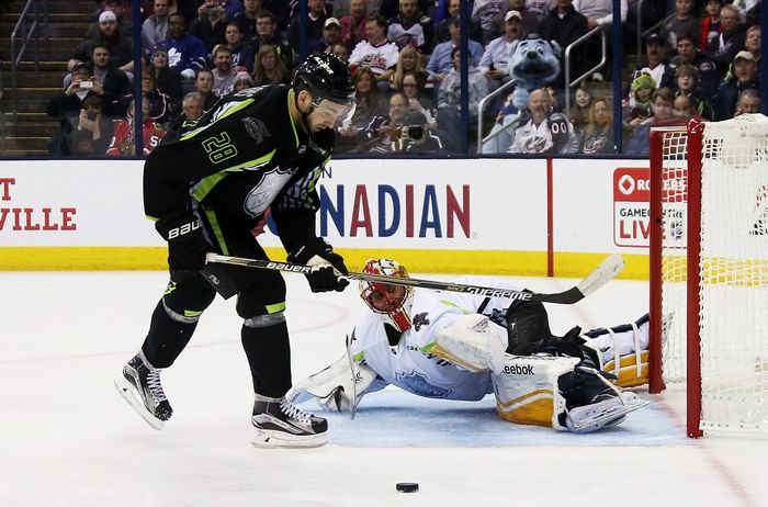Roberto Luongo back in net for NHL All-Star Skills Competition - Vancouver  Is Awesome