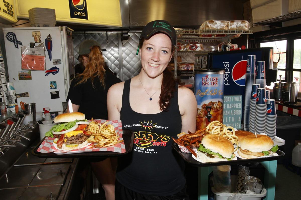 Taffy S Hot Dog Stand Remains An Institution Dining Buffalonews Com