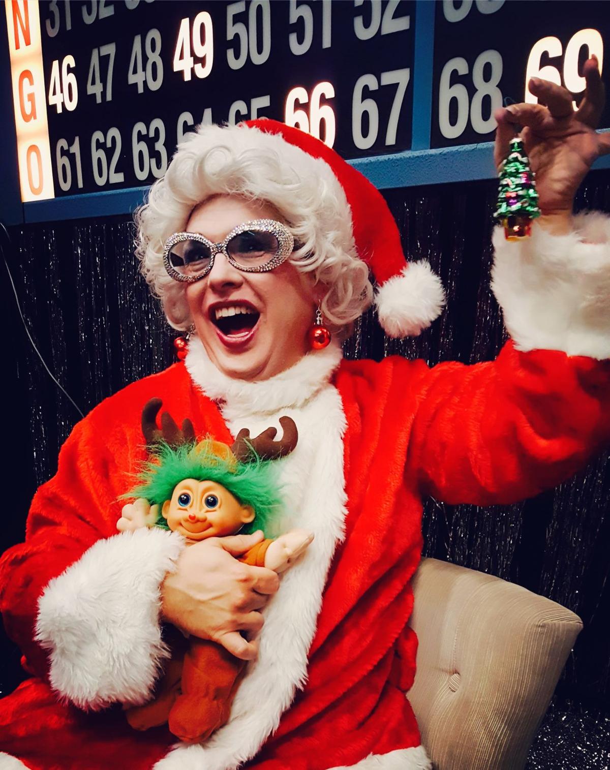 Miracles Laughter And Ghosts That Go Bump In The Night It Must Be Christmas Entertainment Buffalonews Com