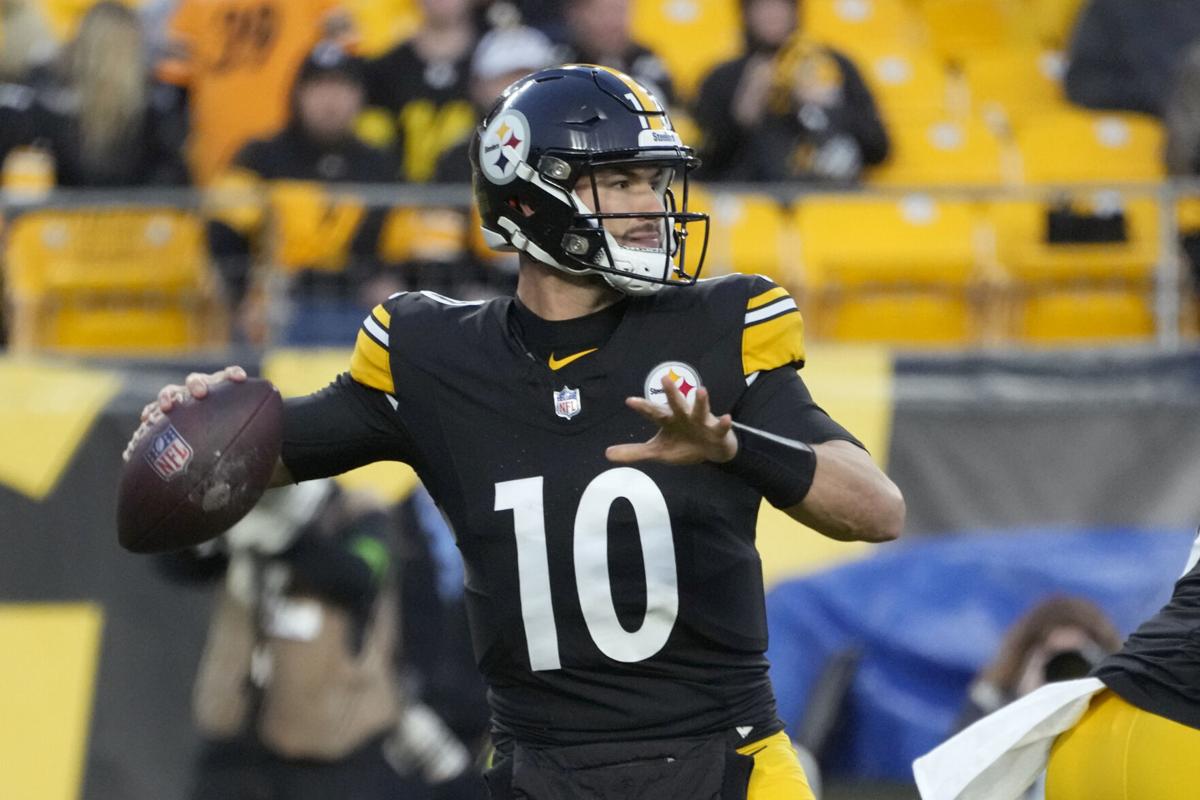 Mitch Trubisky rejoins Buffalo Bills after agreeing to terms