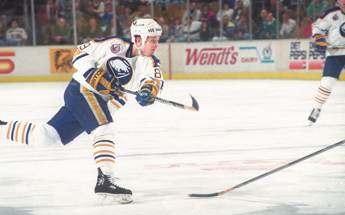 Sabres alumni Pierre Turgeon, Tom Barrasso to be inducted into