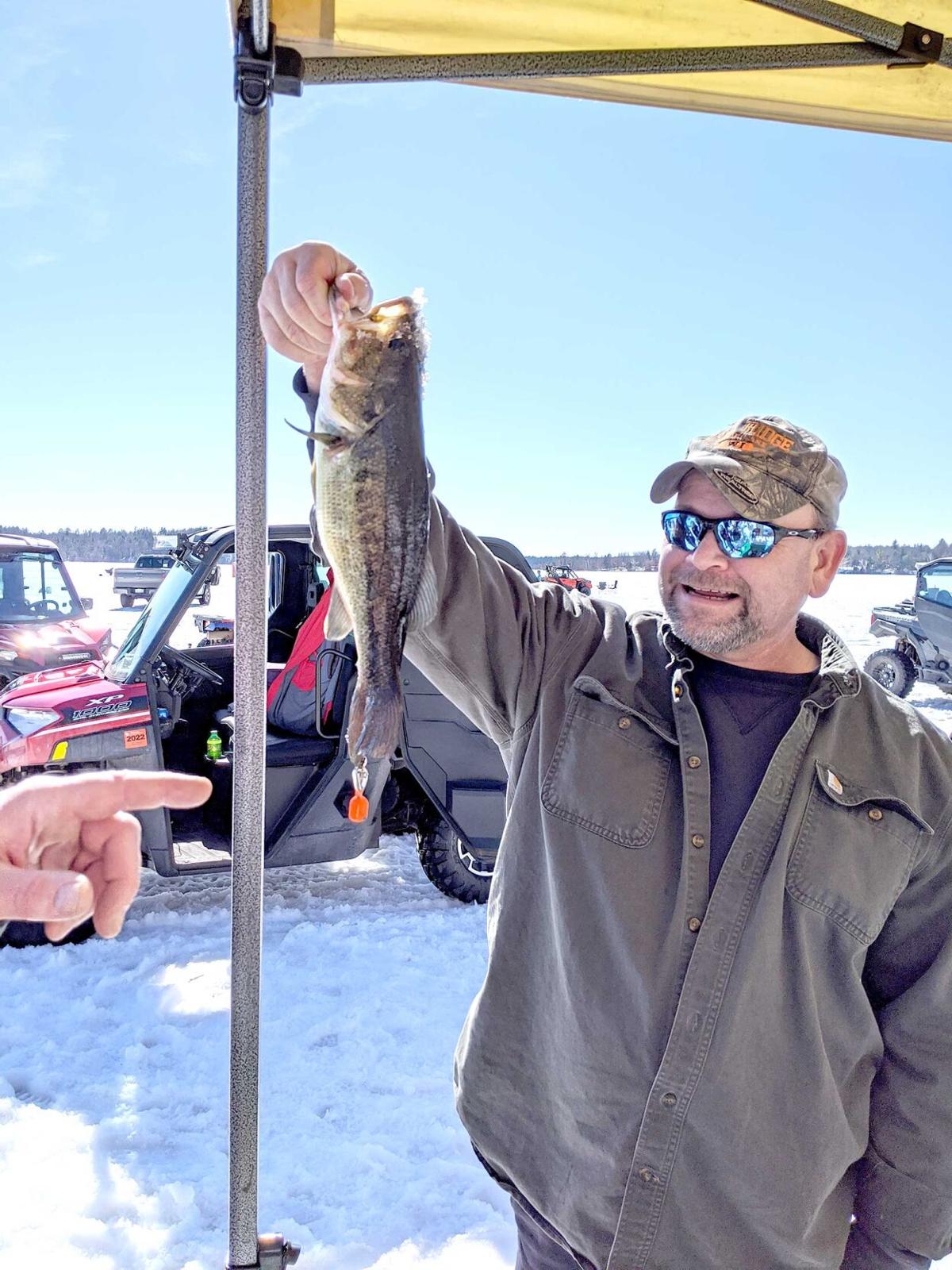 b Lake Men’s Club Ice Fishing Contest News
