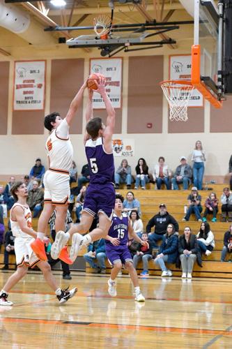 Pirate boys slip past Tigers | Sports | burnettcountysentinel.com