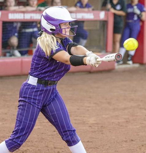 Iola-Scandinavia Thunderbirds win Division 4 state softball title