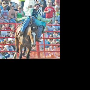 PRCA Rodeo returns to Isanti | | burnettcountysentinel.com