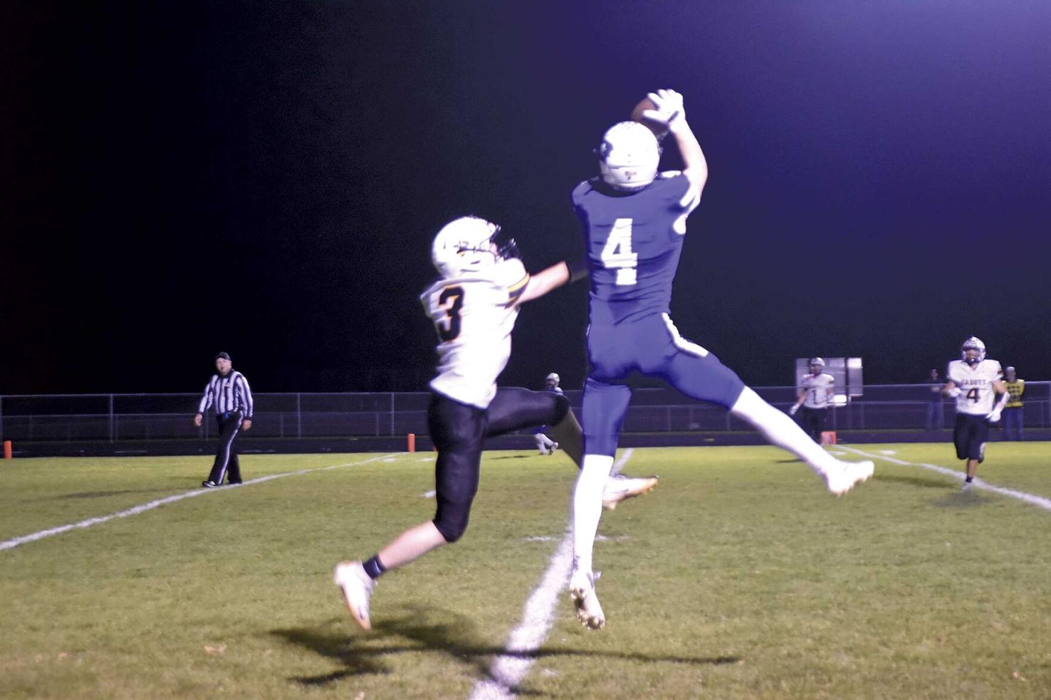 Schultz scores four rushing touchdowns in rout over Cadott | Sports ...