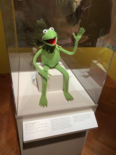 Miss Piggy joins Kermit at Smithsonian