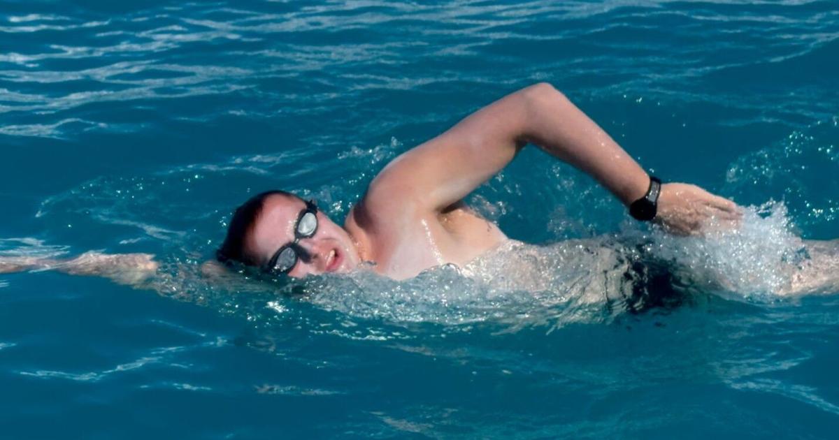 Mendon man swims the length of Bear Lake