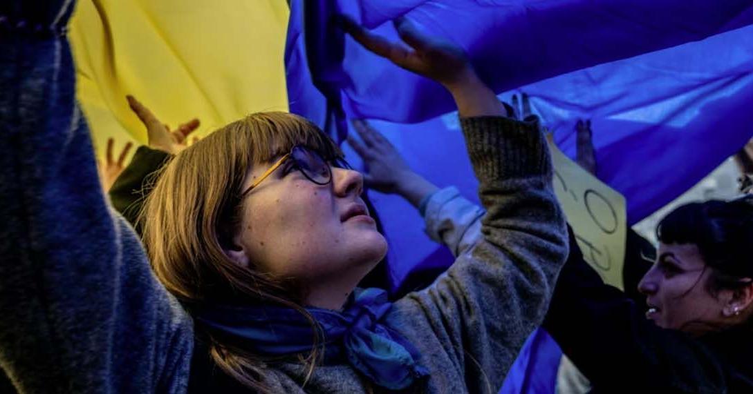 Sen. John Curtis joins congressional resolution affirming support for embattled Ukraine