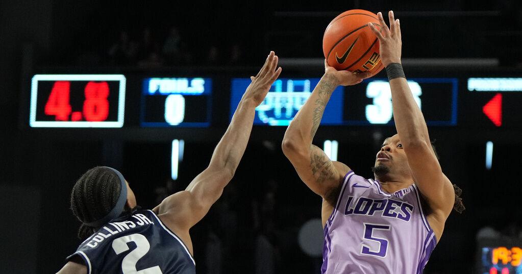 Utah State drops first MW game in loss at Grand Canyon