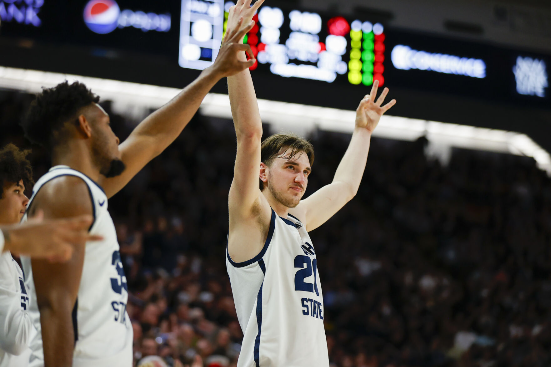 usu basketball roster
