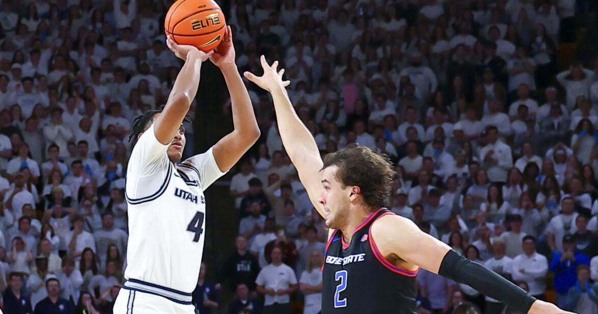 Remembering Ian Martinez's 4-point play against Boise State